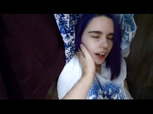 ❤️ Vaig trobar la meva germana a l'armari i la vaig ajudar a correr-se ☑ Porno preciós al porno ca.pornma-com.ru